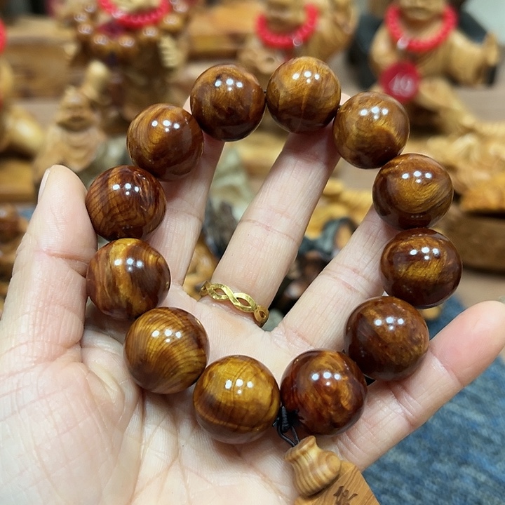 柏木太行崖柏手把摆件