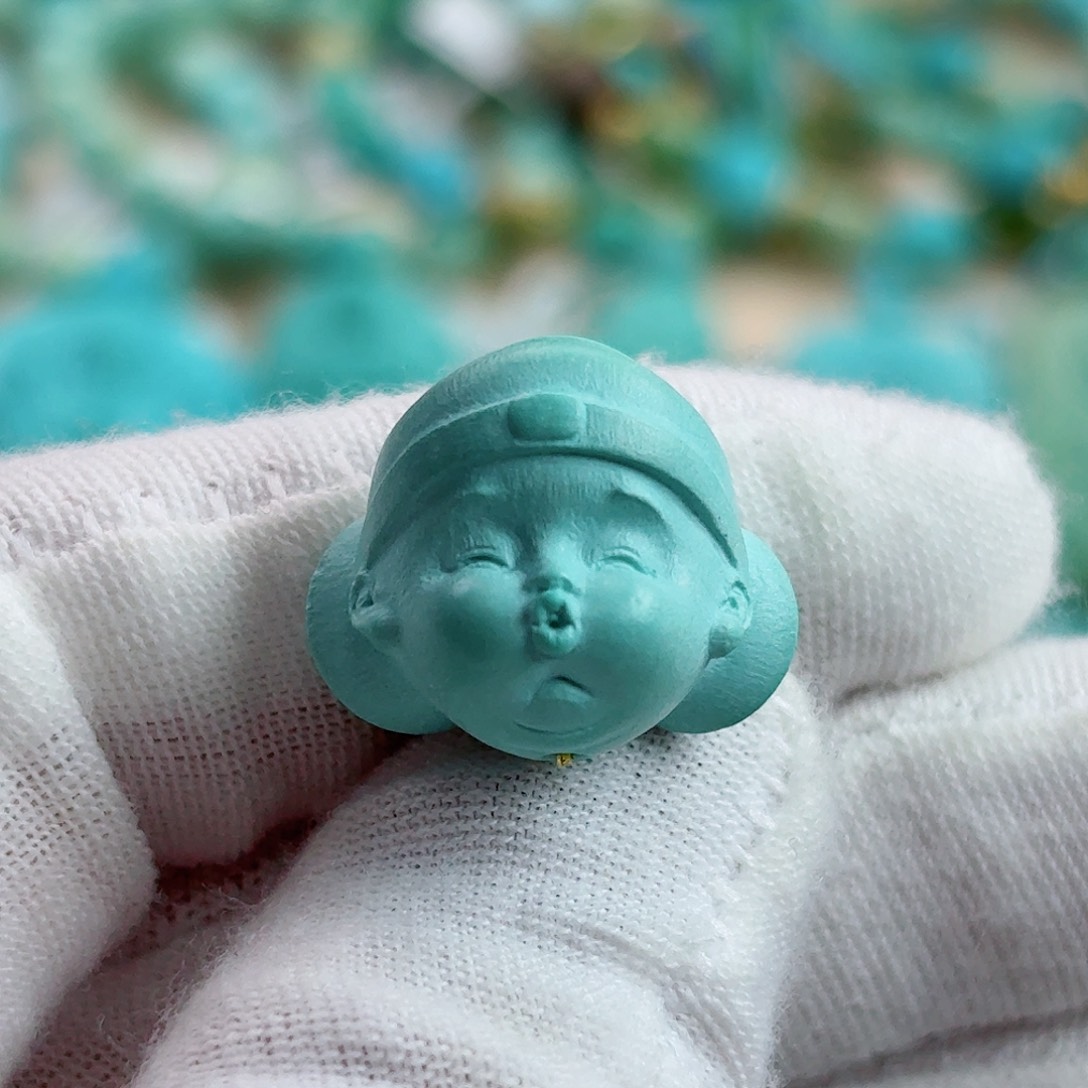 绿松石未镶嵌珠宝奇石