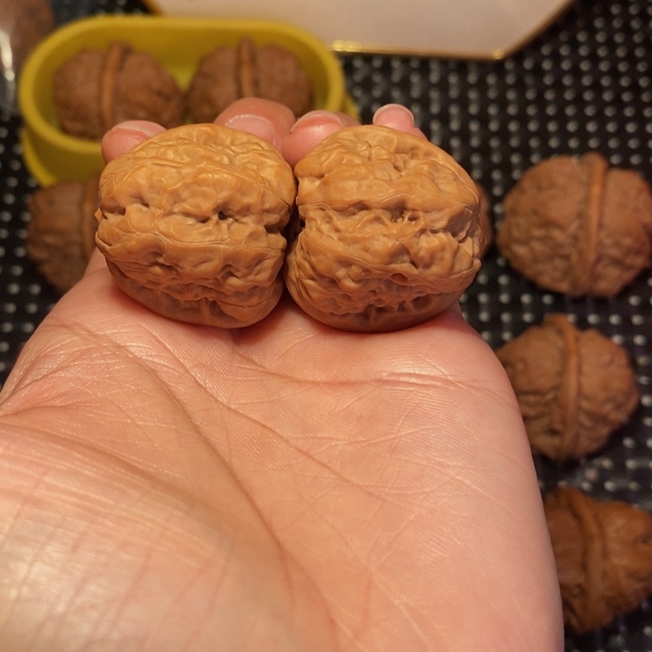 王***道文玩核桃把件四开八腿蛙王