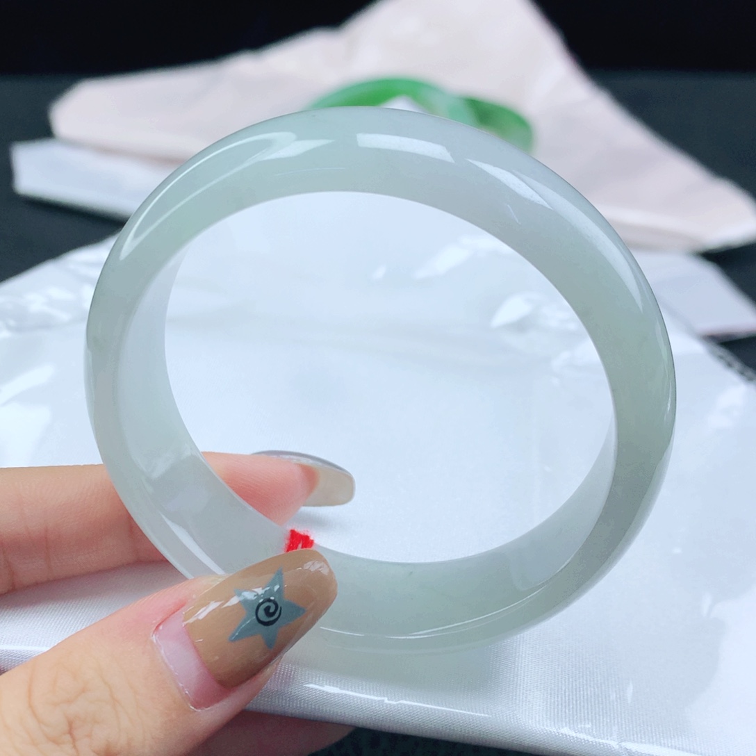 翡翠未镶嵌手镯缅甸56.0白冰宽版轮胎