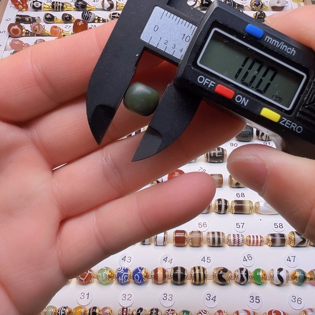 玛瑙/玉髓合金颈饰