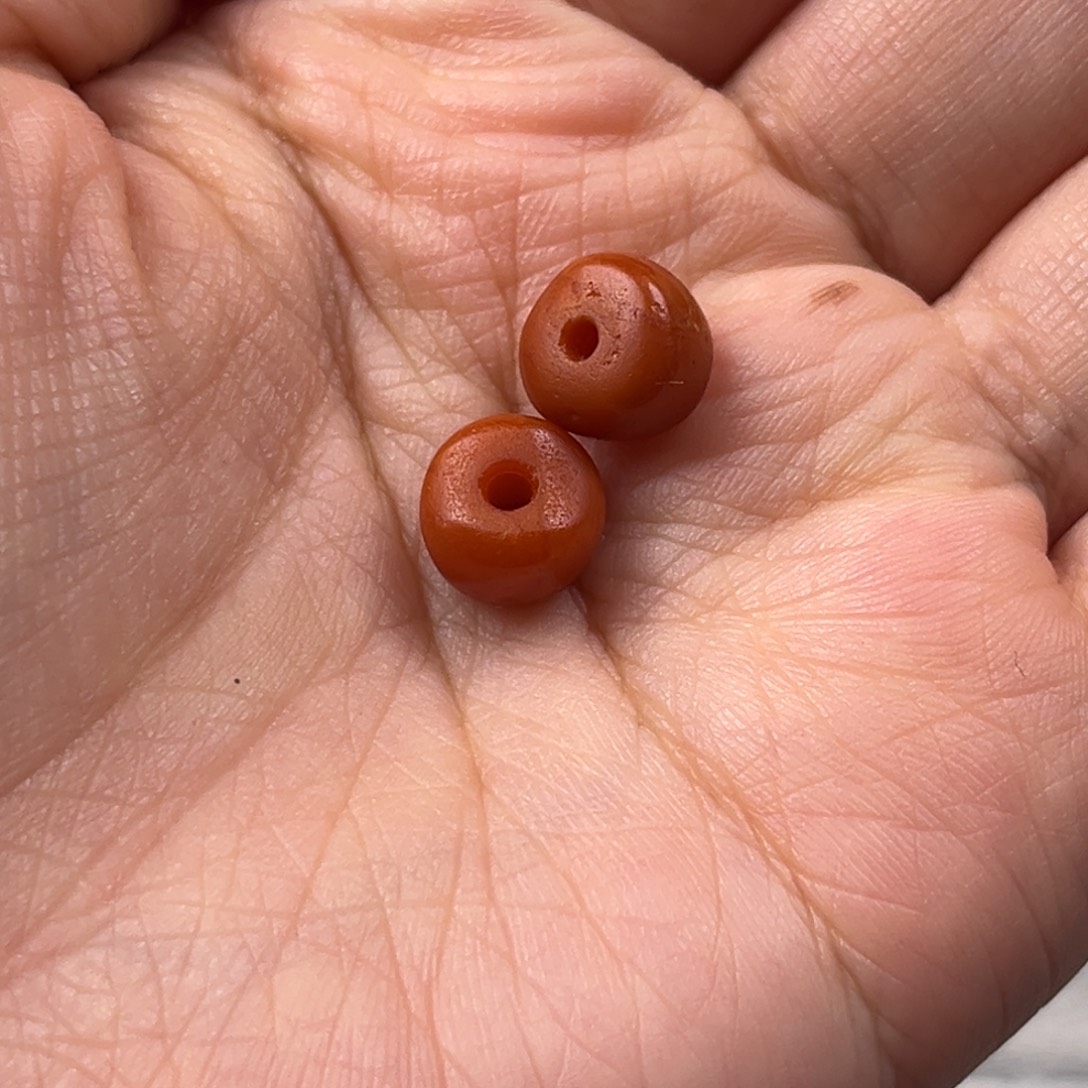 怀***形蜜蜡未镶嵌颈饰老蜜蜡