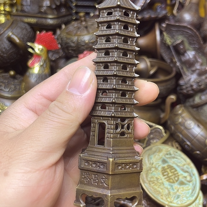 诚信经营精美铜器