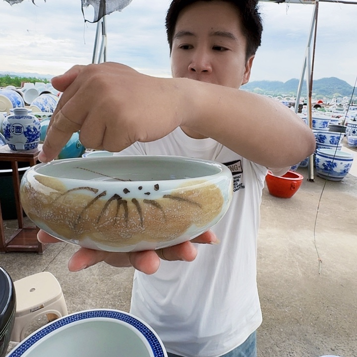 瓷片直径20，高6。。。。