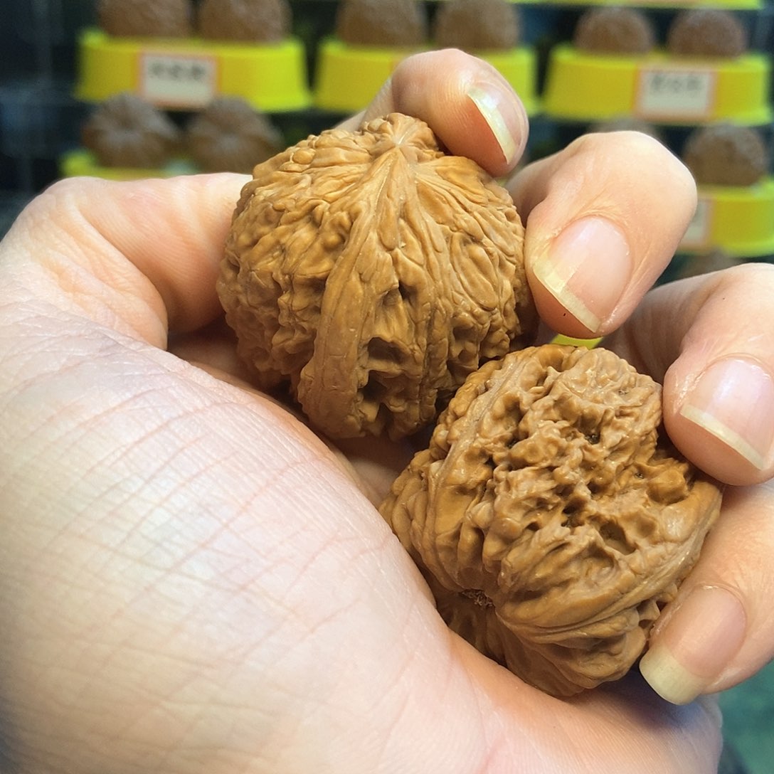 文玩核桃吊坠南疆