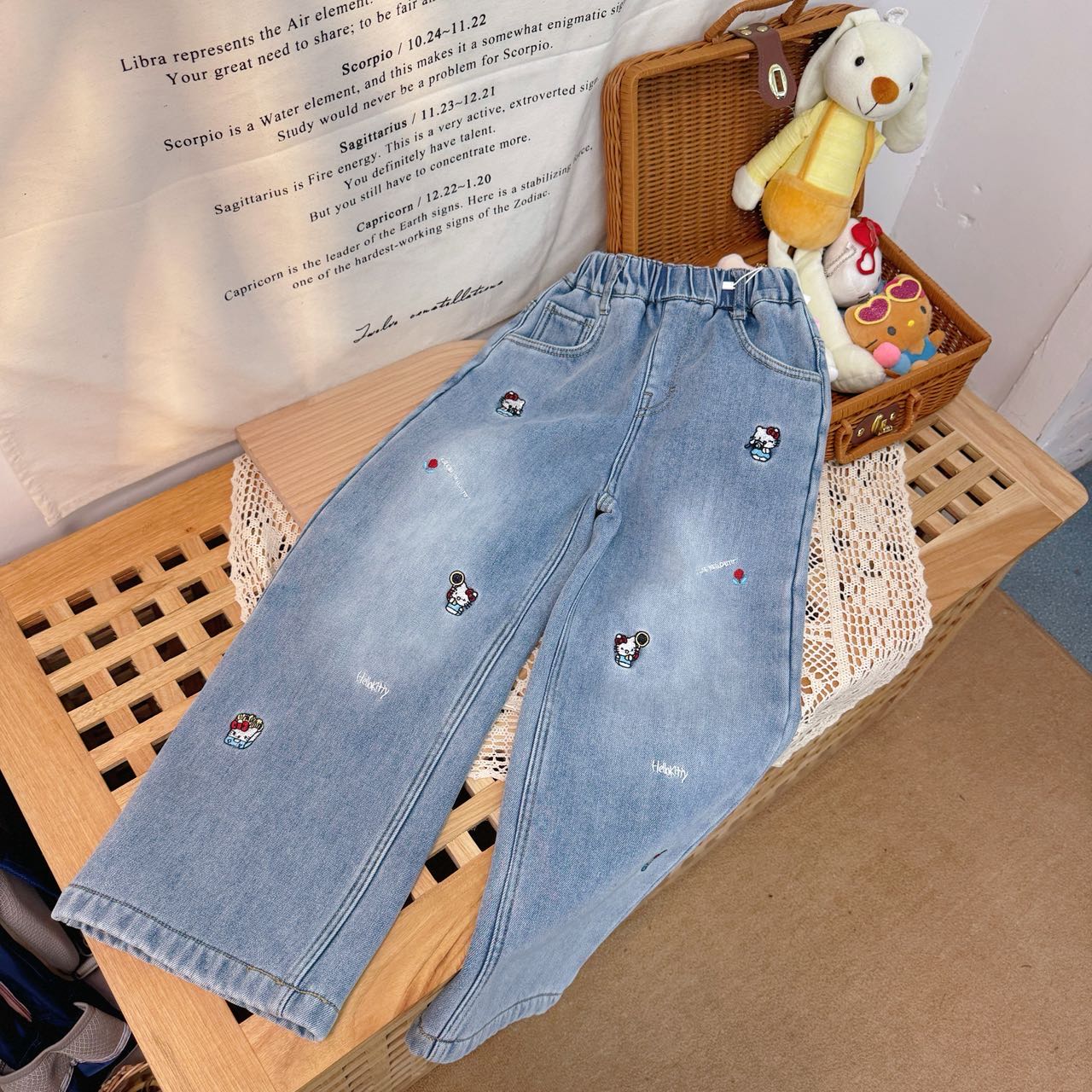 【新疆包邮】中大童一体绒刺绣KT猫牛仔裤L531