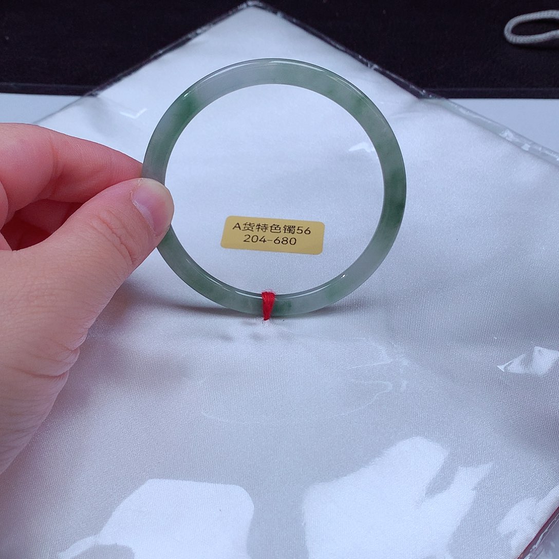 翡翠手镯未镶嵌204号