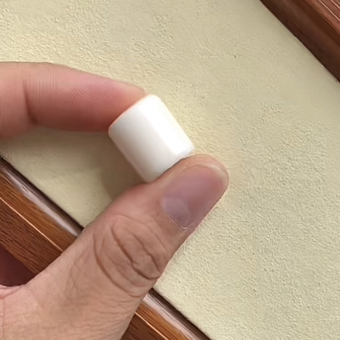 珊瑚猪油膏桶珠一个-送金贴片