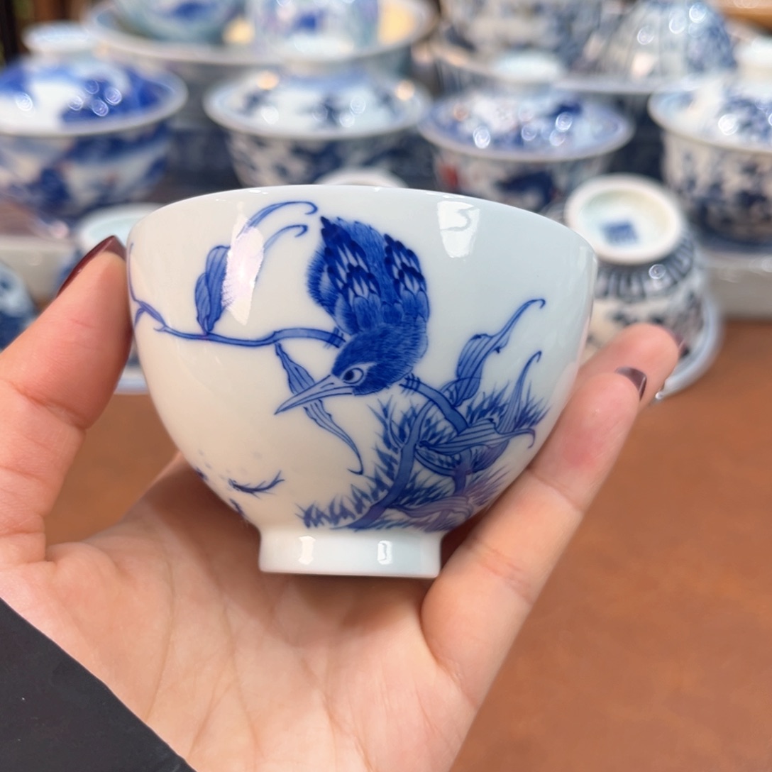 主人杯。。。。。。。。。。。