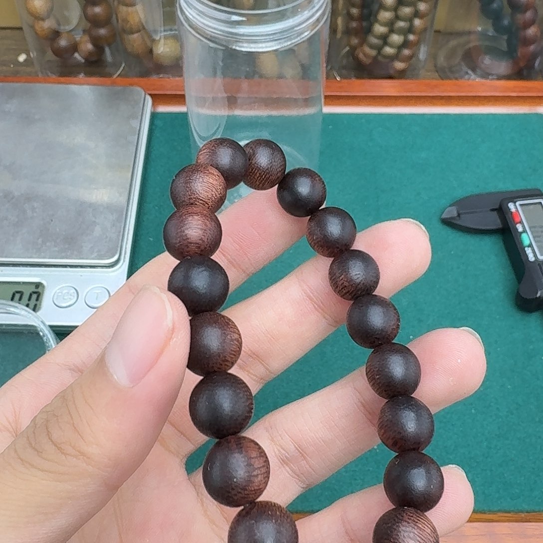 沉香沉香碎屑富森红土105