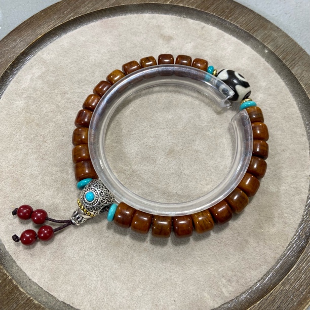 B249 藏式老牛骨单圈手串