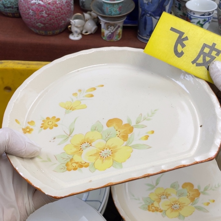 陶他家瓷器真美…开播了