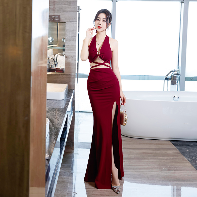 礼服女装高端2025新款轻奢高级感显瘦气质性感开叉露背名媛连衣裙