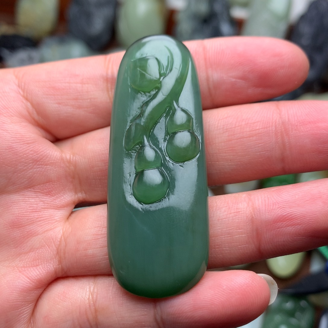 和田玉挂件未镶嵌