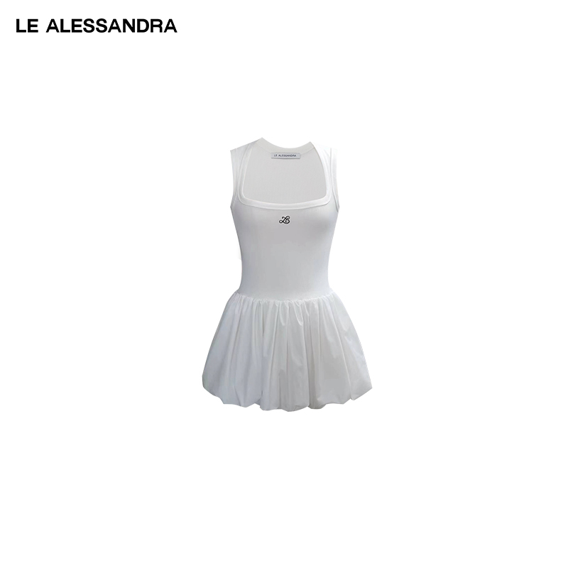 品牌直营 LE ALESSANDRA 春夏方领螺纹拼接花苞连衣短裙