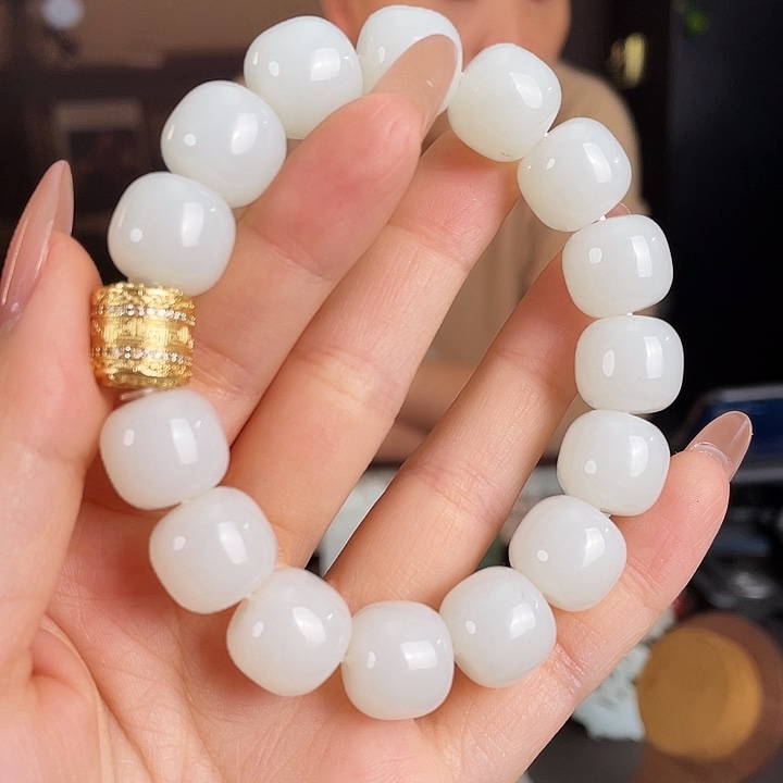 和田玉银S925镶嵌颈饰定制发货