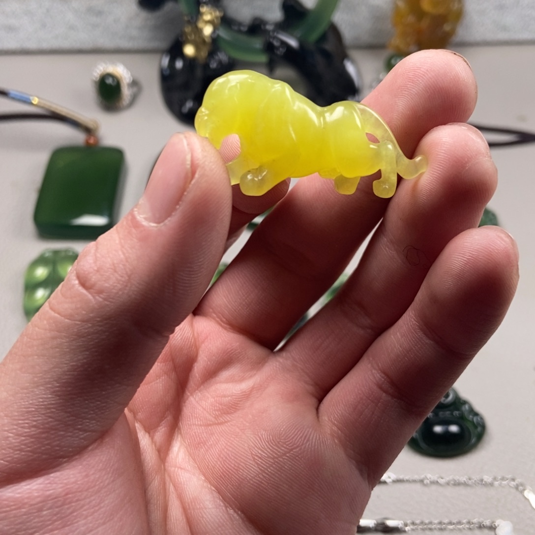 【闪购商品】蛇纹石玉岫玉未镶嵌