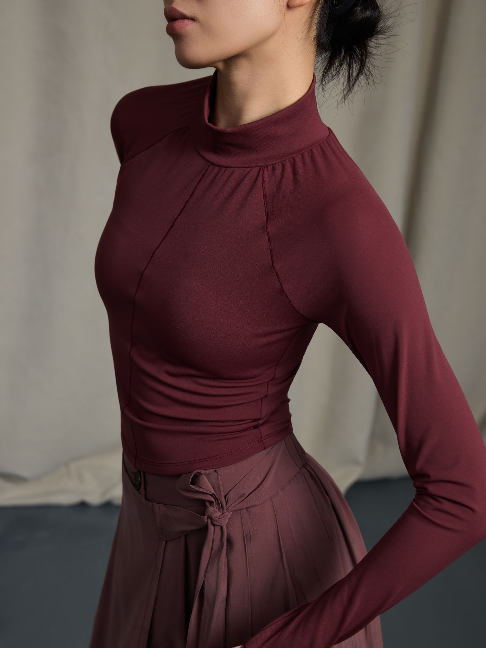 EnSpell丨Training系列中领紧身长袖T恤微绒感打底上衣带指套