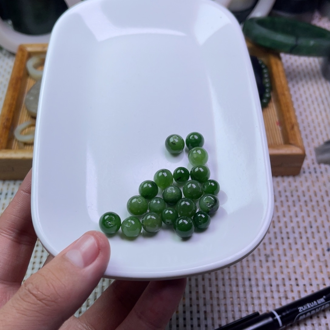 未镶嵌手镯和田玉好**体