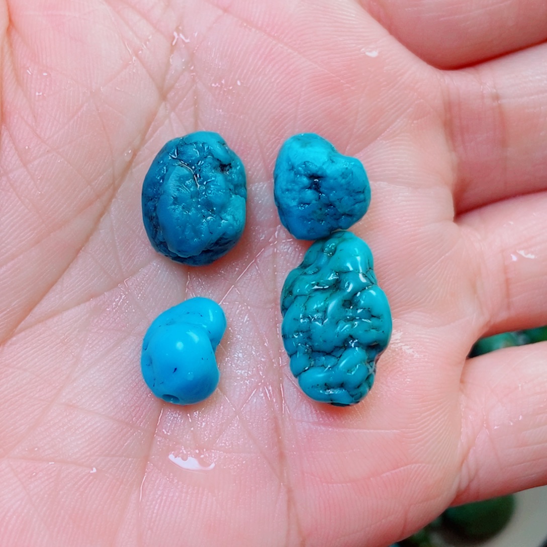 绿松石未镶嵌挂件