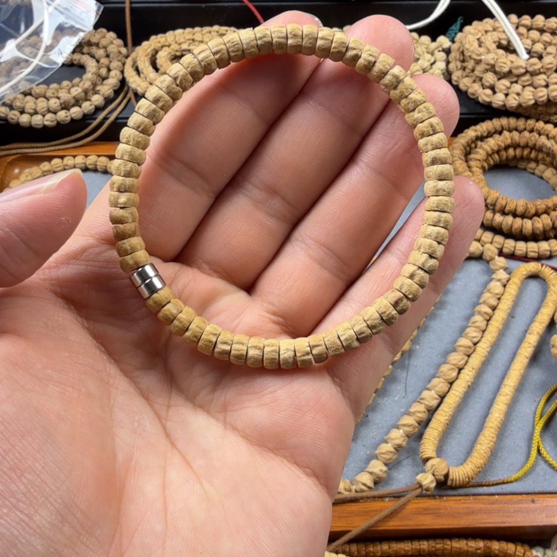 柏香籽/百香籽吊坠15