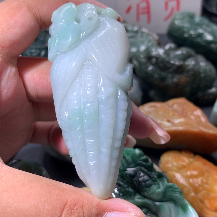 翡翠未镶嵌颈饰保真天然a货翡翠