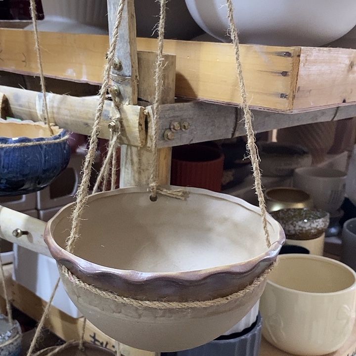 陶盆有孔 瑕疵针孔漏釉介意勿拍外口 20外高11