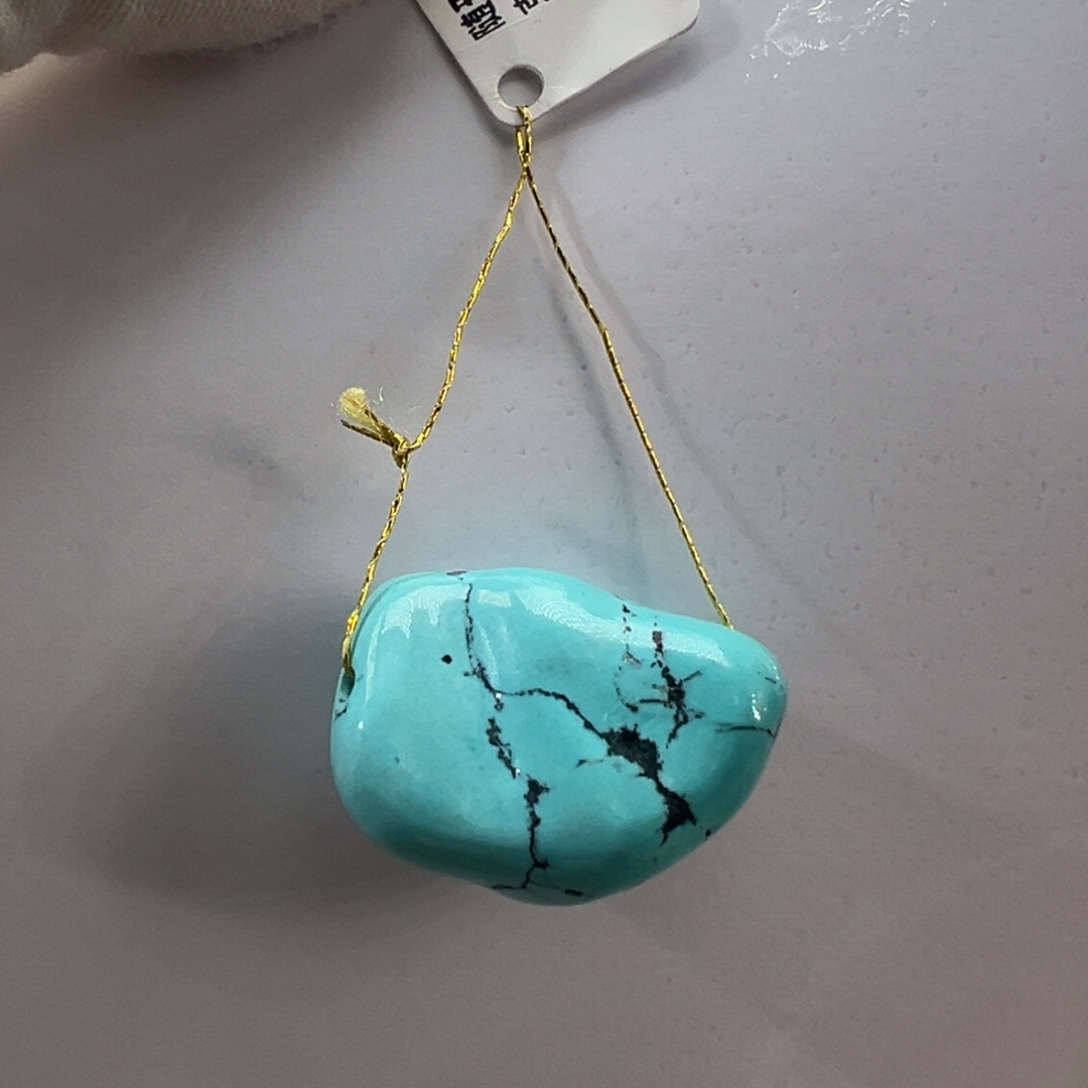 绿松石未镶嵌挂件