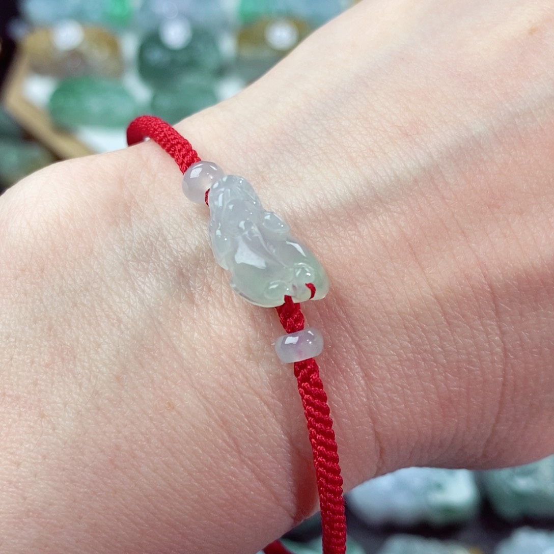 翡翠颈饰未镶嵌天然