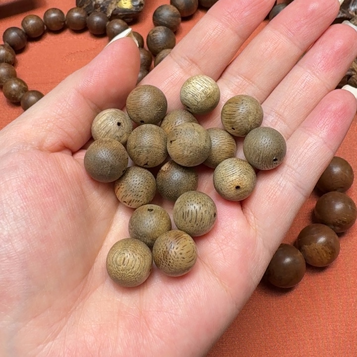 大叶紫檀（黑酸枝木类）