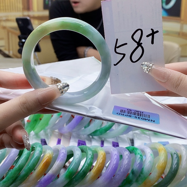 翡翠未镶嵌手镯mm