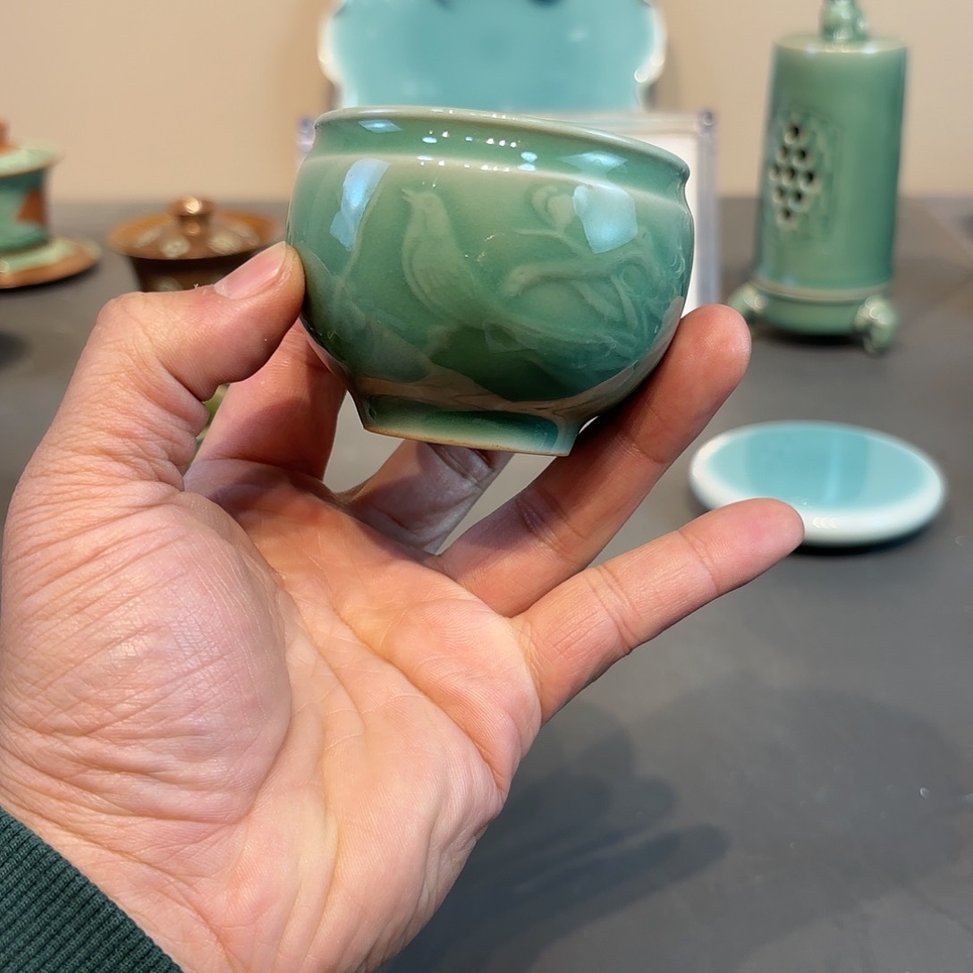 瓷片龙泉青瓷福利青瓷