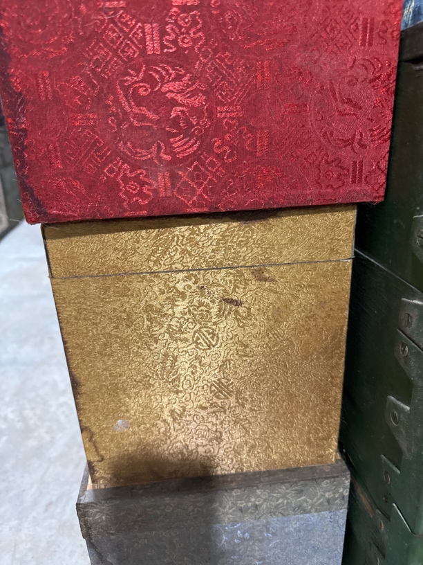 红黄灰盒子随机一个摆件链接