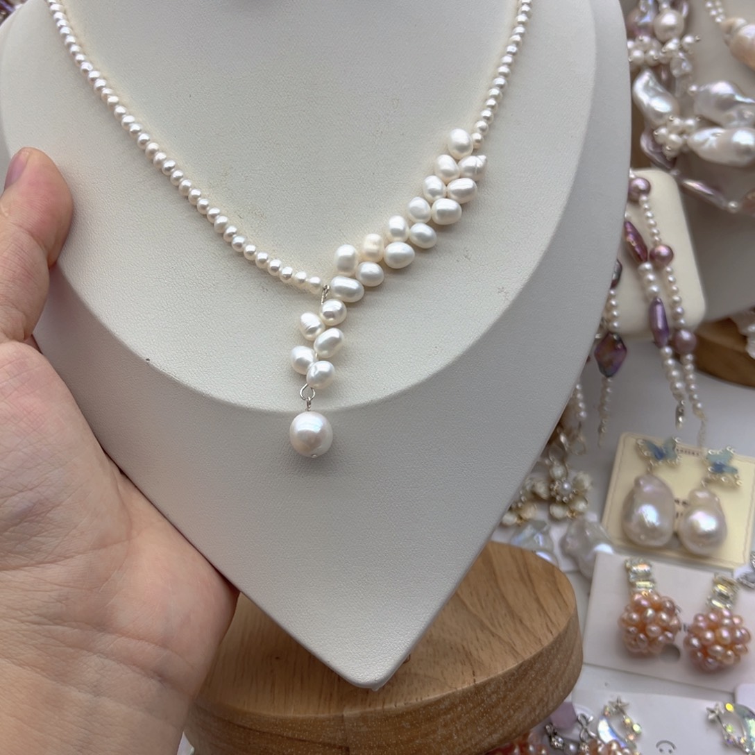 未镶嵌淡水珍珠颈饰