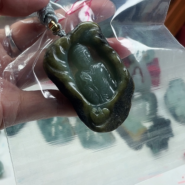 菩***下定制翡翠未镶嵌毛货