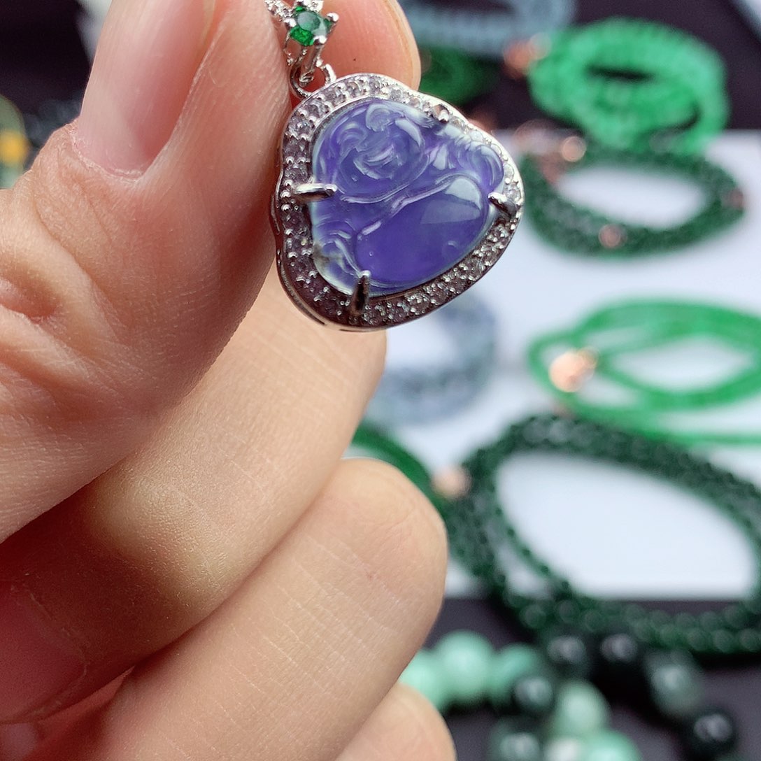 翡翠颈饰未镶嵌吊坠