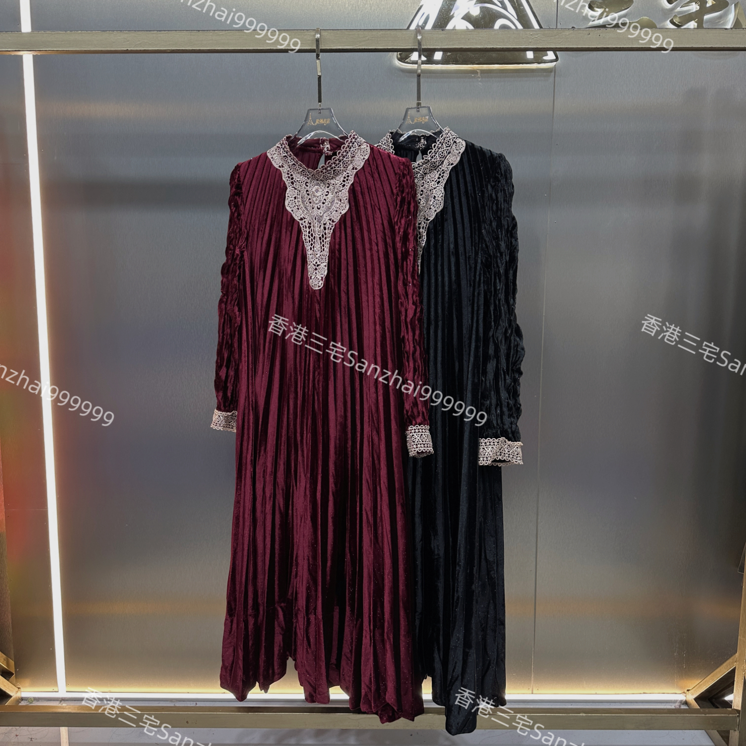 大码褶皱秋冬新款重工蕾丝刺绣金丝绒连衣裙不规则高级感显瘦气质