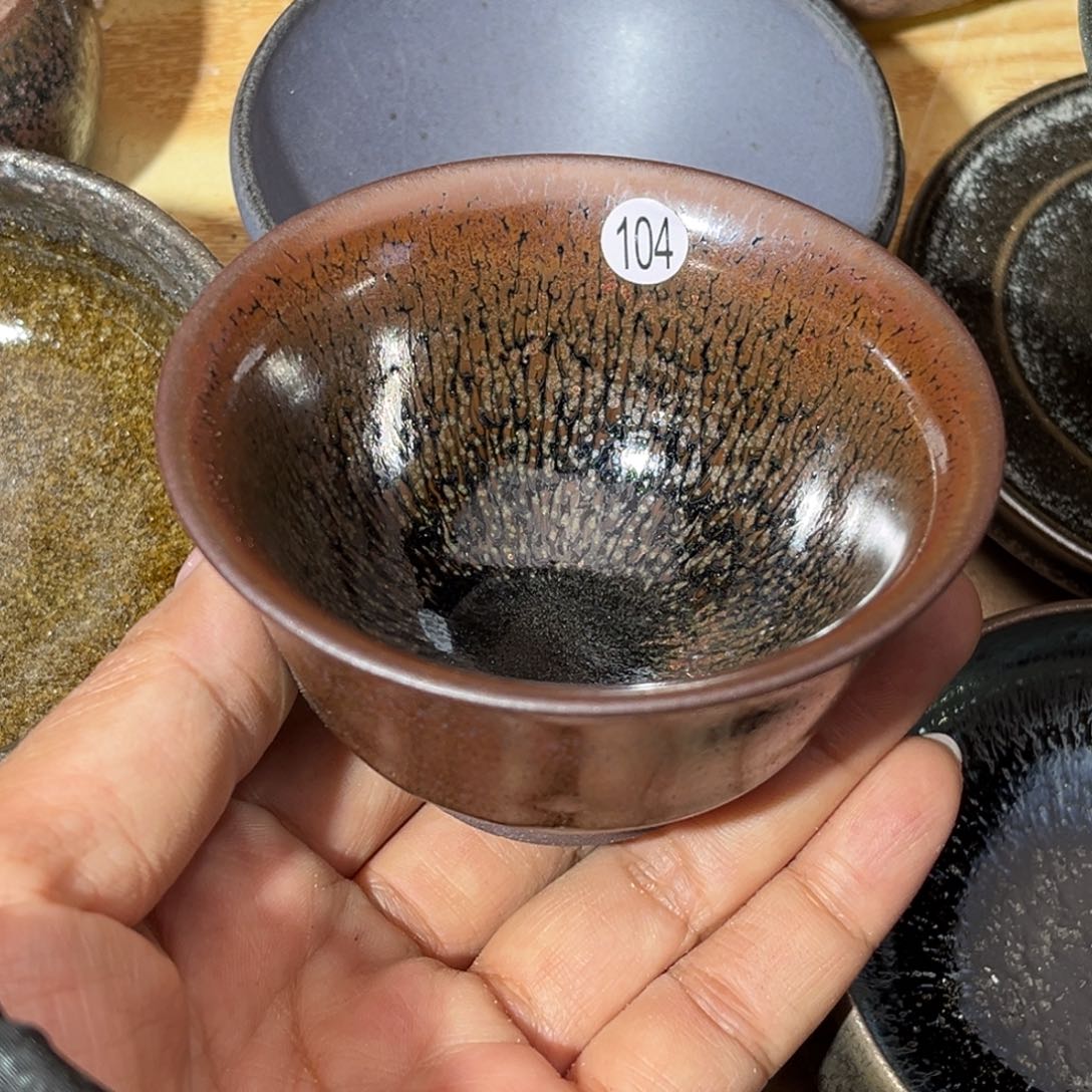 茶盏义兴龙窑坚持真柴烧