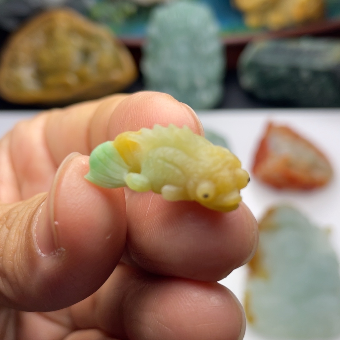 定制翡翠未镶嵌定制