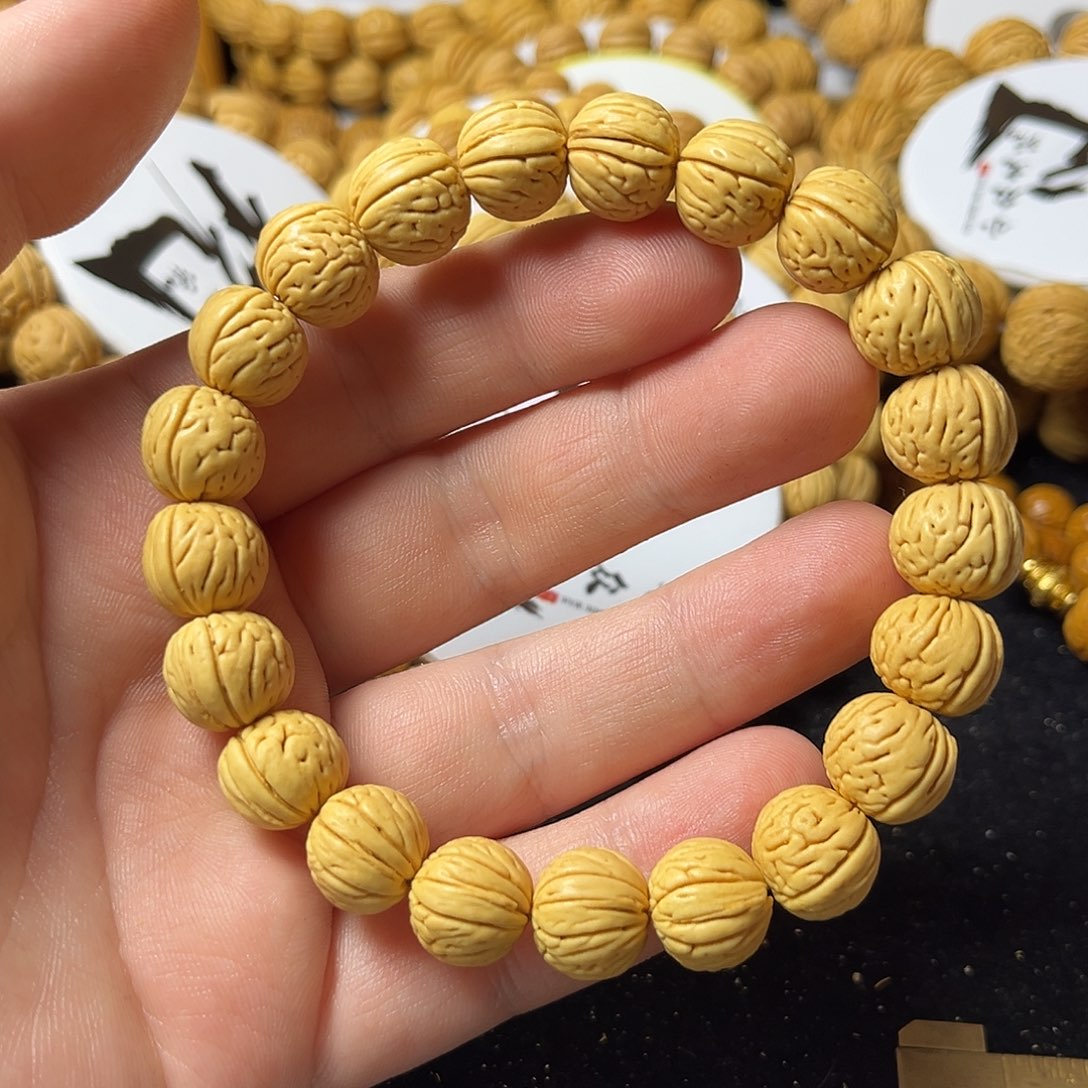 刚***️桃核手串12➕尺寸核王