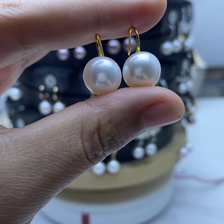 银S925镶嵌淡水珍珠耳饰