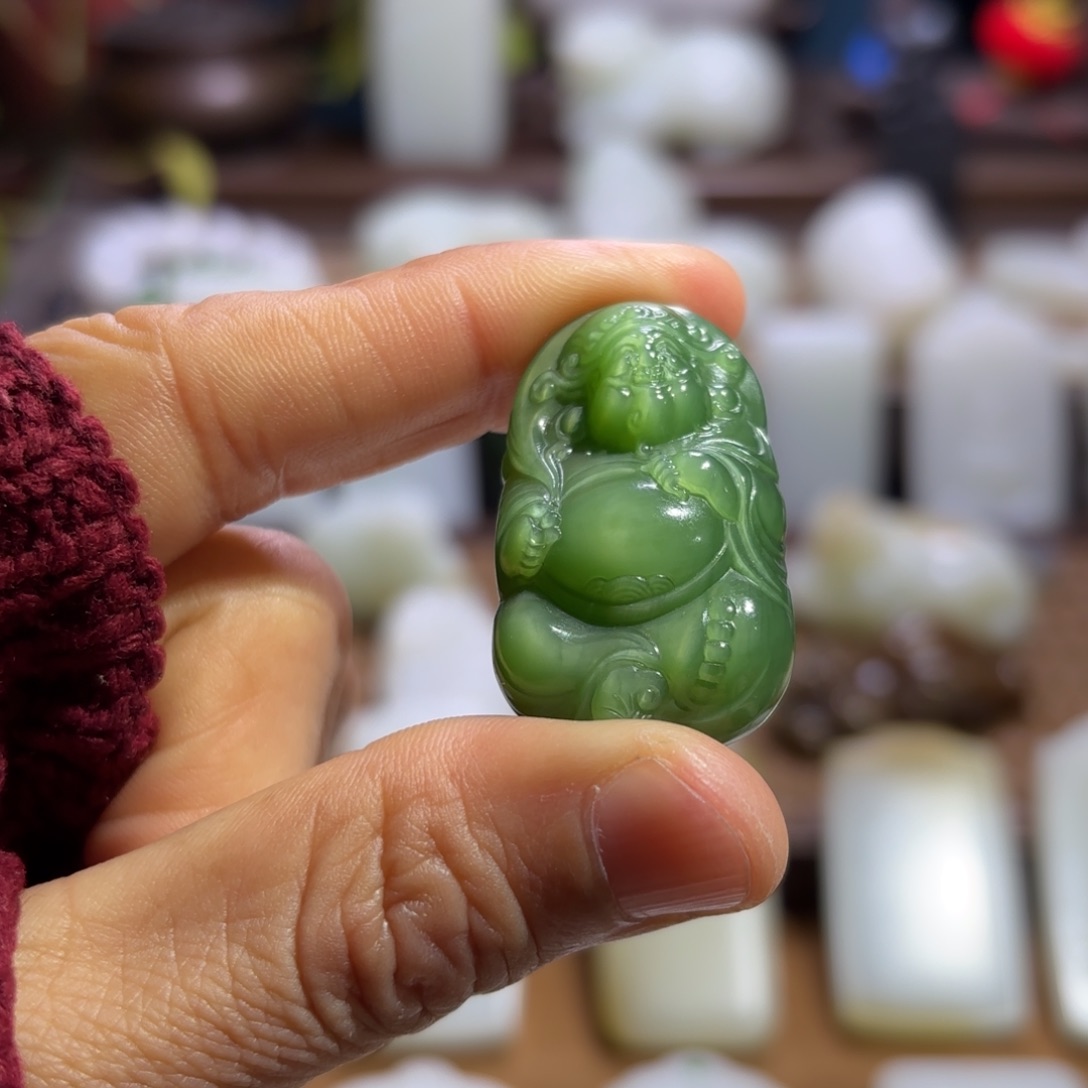 和田玉颈饰未镶嵌