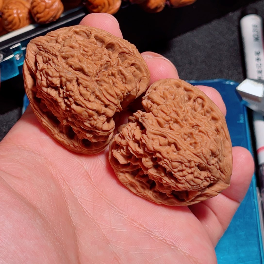 41红皮全品正三角南疆石