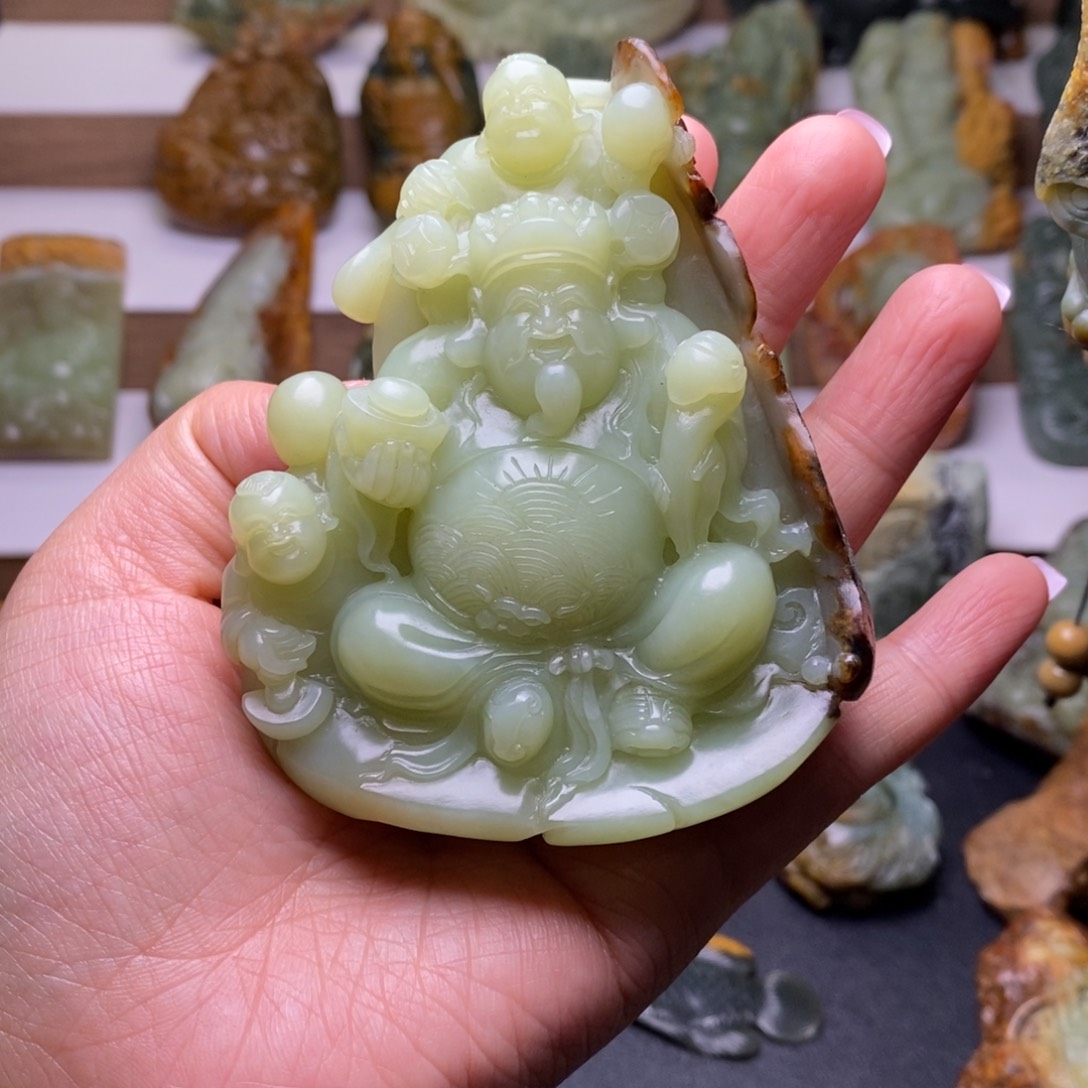 岫岩河磨玉（透闪石质玉）摆件未镶嵌用****2
