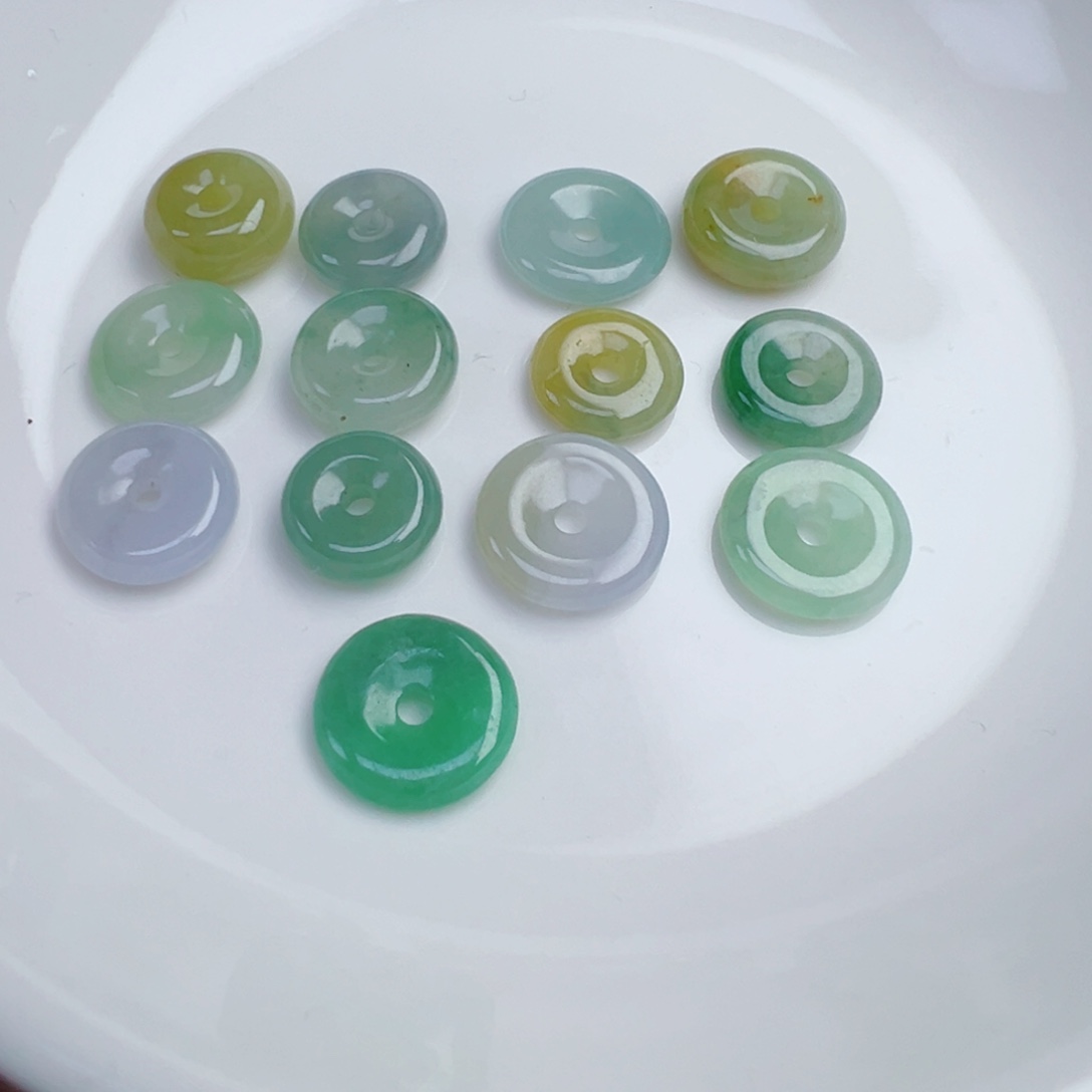 翡翠散珠平安扣一个