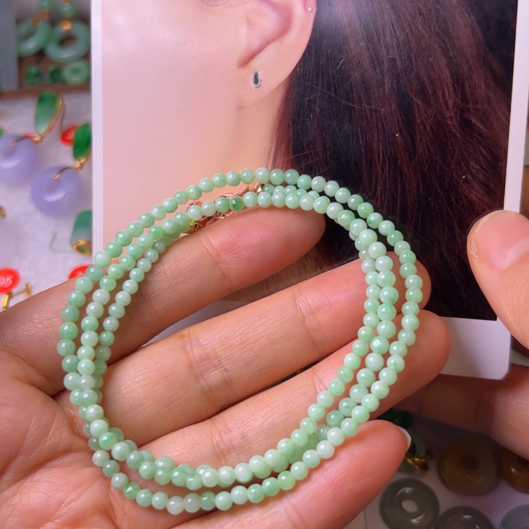 翡翠颈饰未镶嵌项链