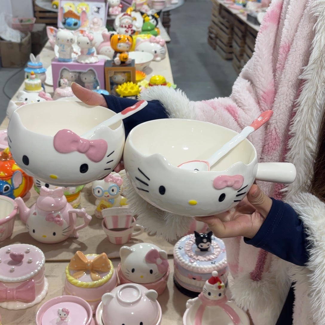 摆件陶陶瓷摆件欢迎光临