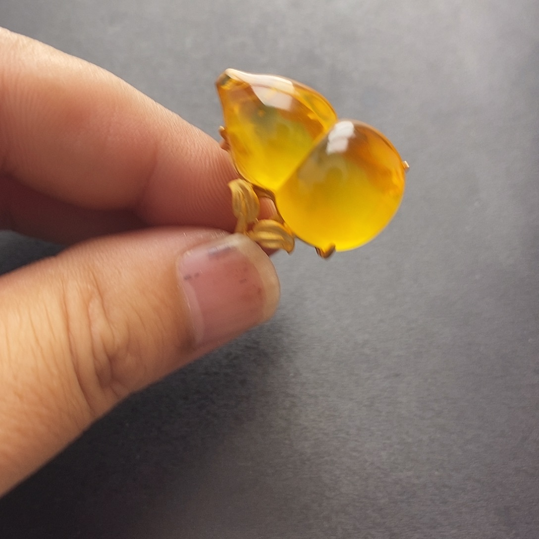 琥珀未镶嵌裸石戒指