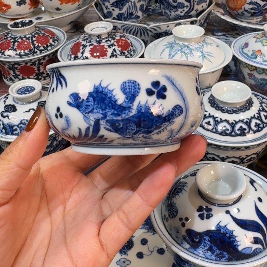 杯子………………………………………………