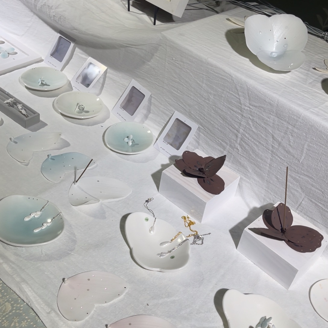 陶瓷哈哈哈哈哈哈哈